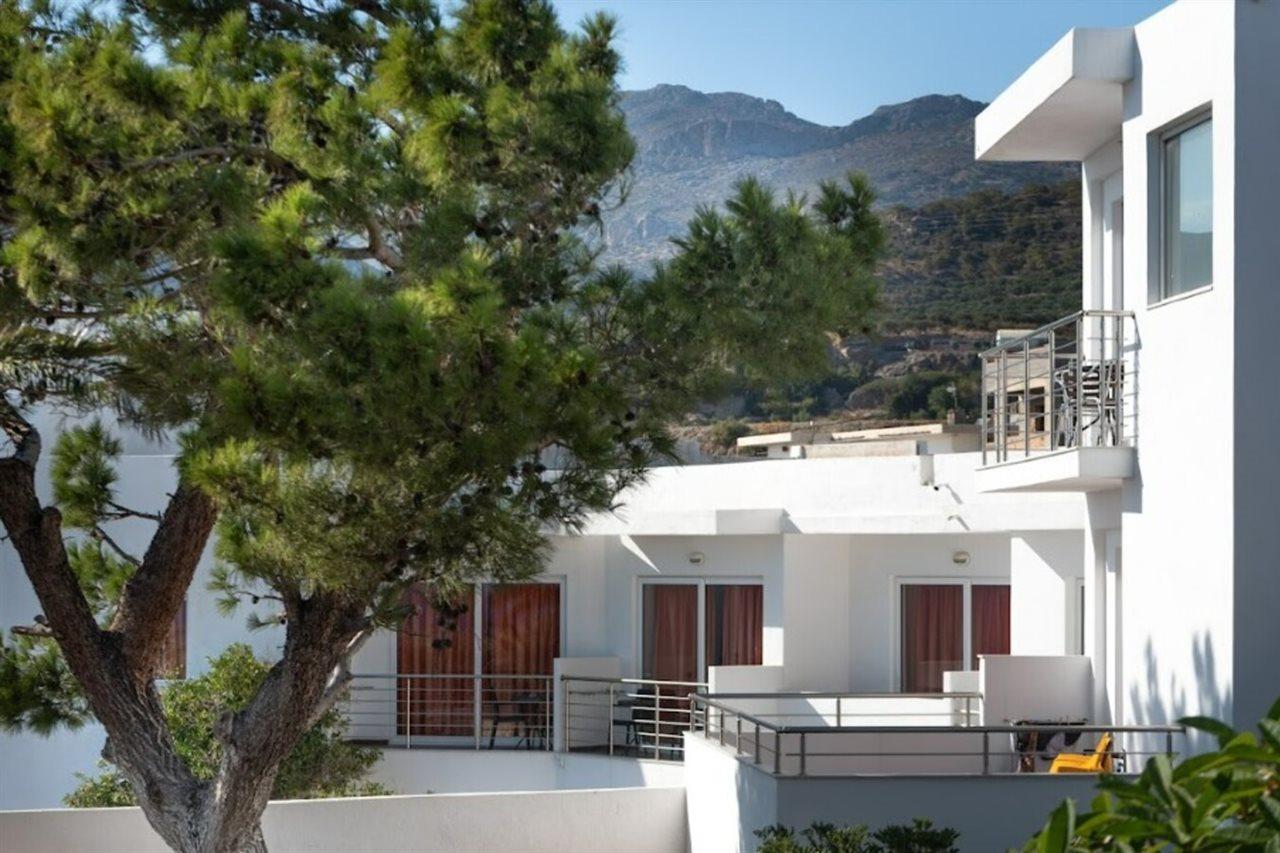 Porto Belissario Hotel Ferma Exterior photo